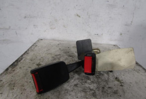 Attache ceinture arriere gauche AUDI A4 1