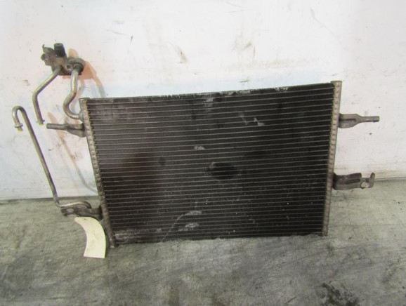 Radiateur clim OPEL MERIVA A Photo n°1