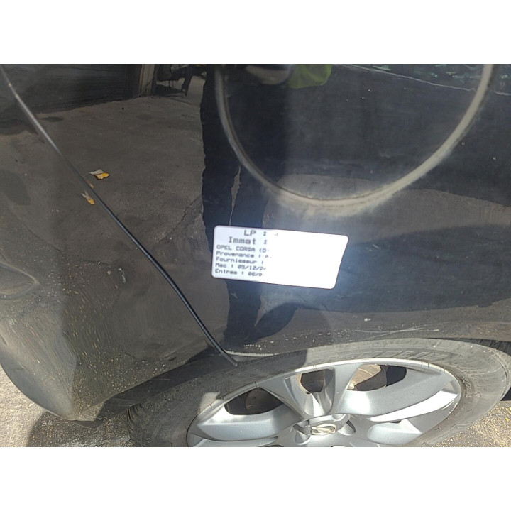 Feu arriere principal droit (feux) OPEL CORSA D Photo n°5