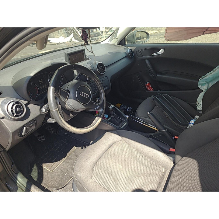 Leve vitre electrique avant gauche AUDI A1 1 Photo n°11