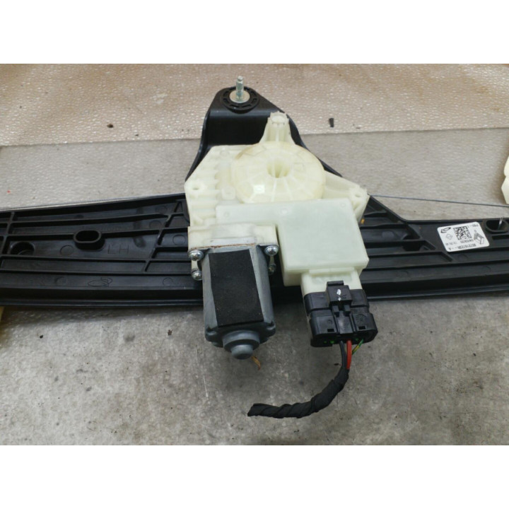 Leve vitre electrique avant gauche RENAULT CLIO 5 Photo n°2