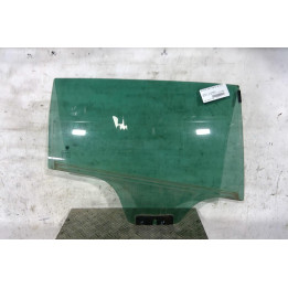 Vitre arriere droit LANCIA DELTA 3 Photo n°1