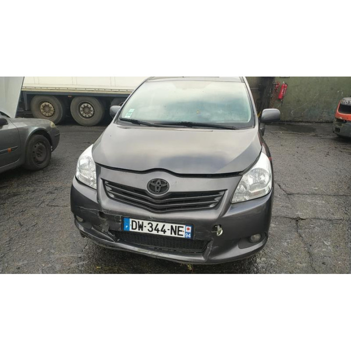 Moteur essuie glace avant TOYOTA VERSO Photo n°8
