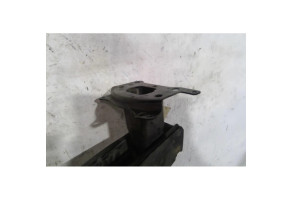 Renfort pare choc avant (traverse) VOLKSWAGEN GOLF 5 Photo n°3