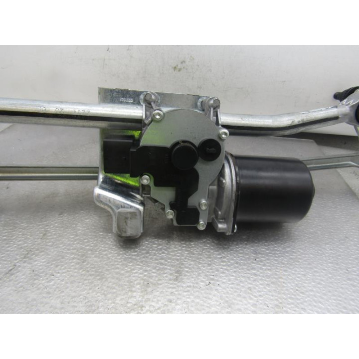 Moteur essuie glace avant BMW SERIE 1 E81 Photo n°2