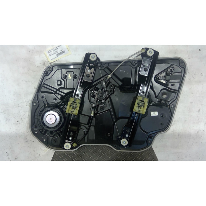Leve vitre electrique avant gauche VOLVO V 60 2 Photo n°3