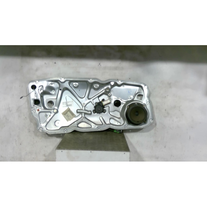 Leve vitre electrique avant gauche FIAT STILO Photo n°1