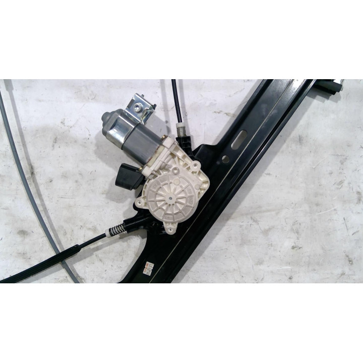 Leve vitre electrique avant gauche BMW SERIE 5 E60 Photo n°1