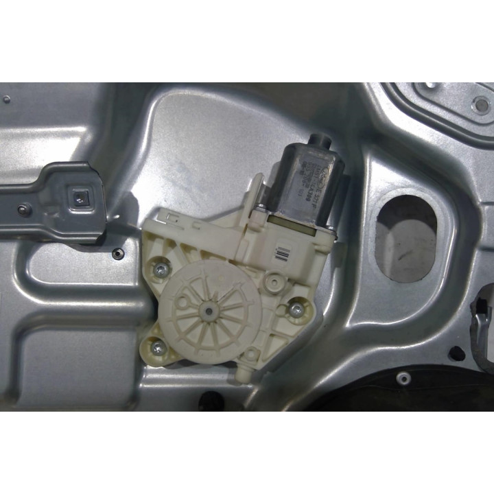 Leve vitre electrique avant gauche FORD FOCUS 2 Photo n°3