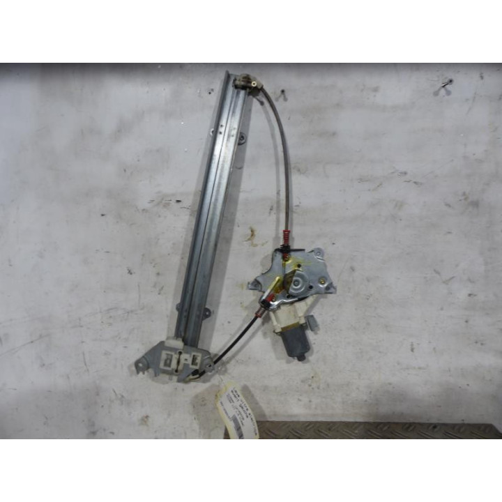 Leve vitre electrique avant gauche NISSAN MICRA 3 Photo n°1