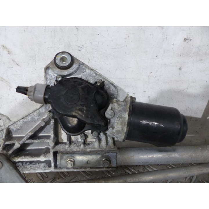 Moteur essuie glace avant MITSUBISHI GRANDIS Photo n°3