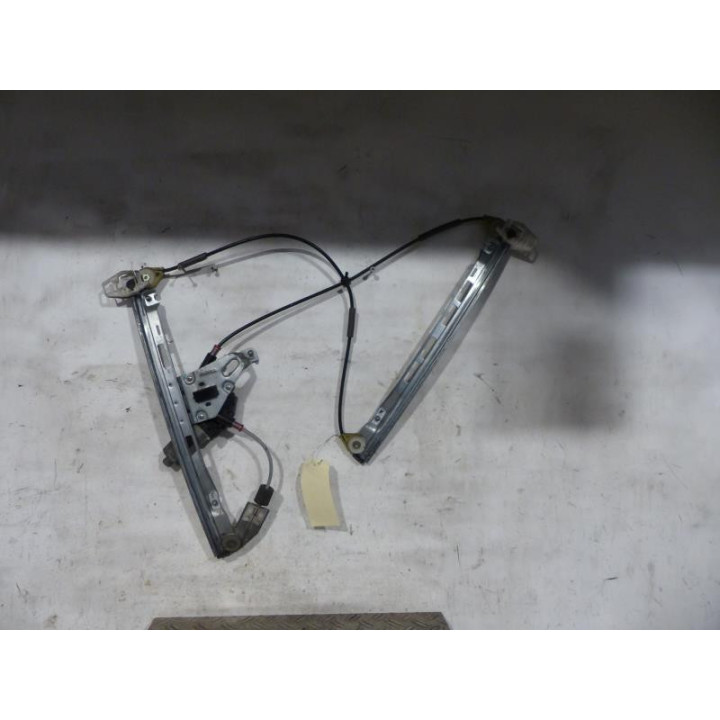 Leve vitre electrique avant gauche PEUGEOT 206+ Photo n°1