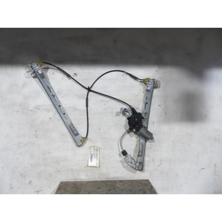 Leve vitre electrique avant gauche PEUGEOT 206+ Photo n°2