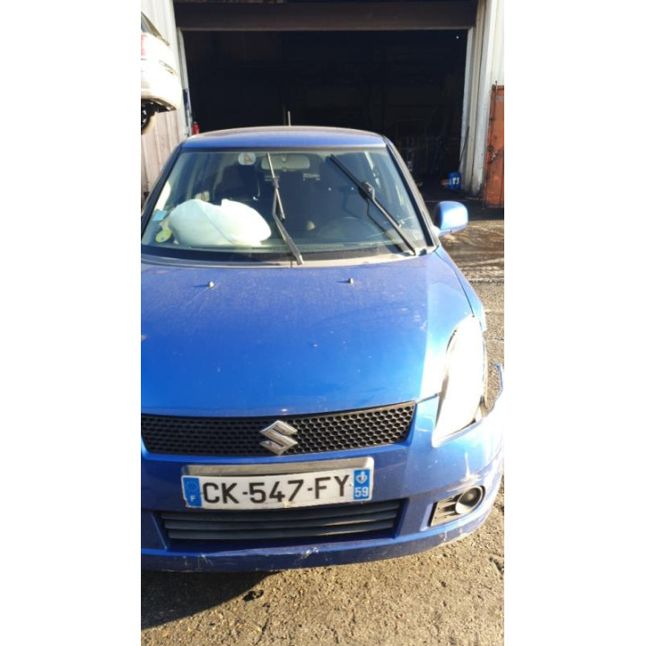 Leve vitre electrique avant gauche SUZUKI SWIFT 3 Photo n°6