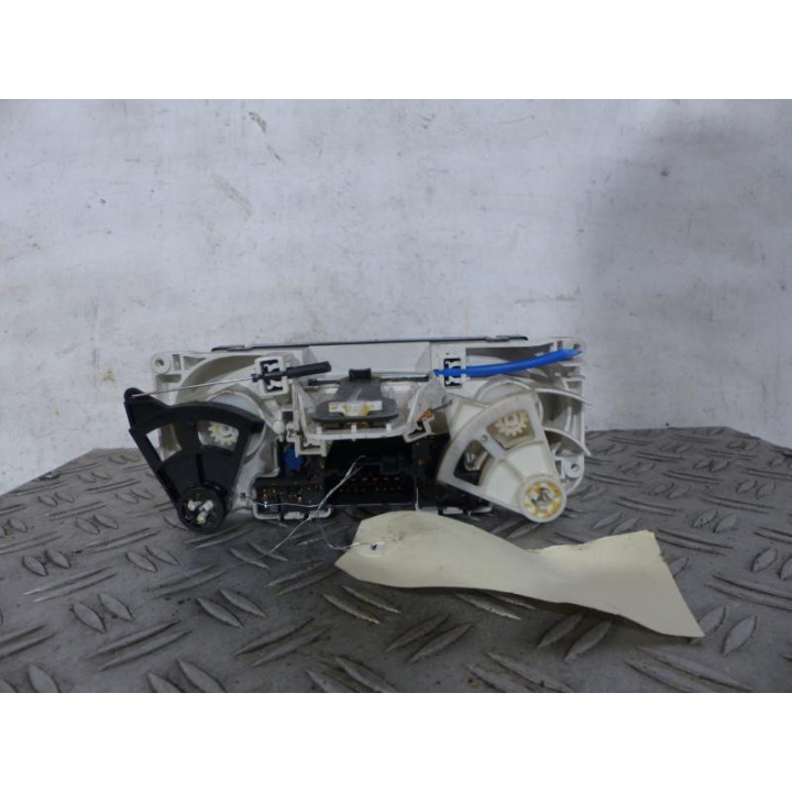 Commande chauffage NISSAN MICRA 3 Photo n°2