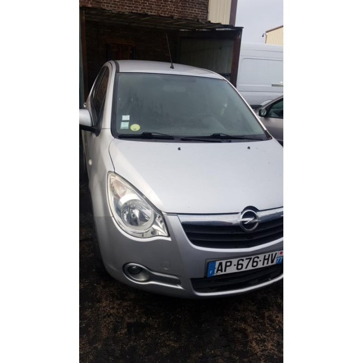 Feu arriere principal droit (feux) OPEL AGILA B Photo n°6