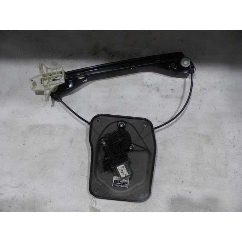 Leve vitre electrique arriere gauche SKODA FABIA 2 Photo n°1
