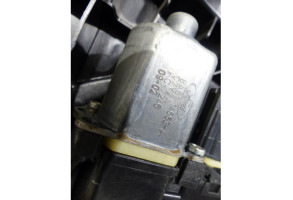 Leve vitre electrique arriere droit FORD FIESTA 6 Photo n°3