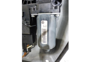 Leve vitre electrique arriere droit VOLKSWAGEN GOLF PLUS Photo n°3