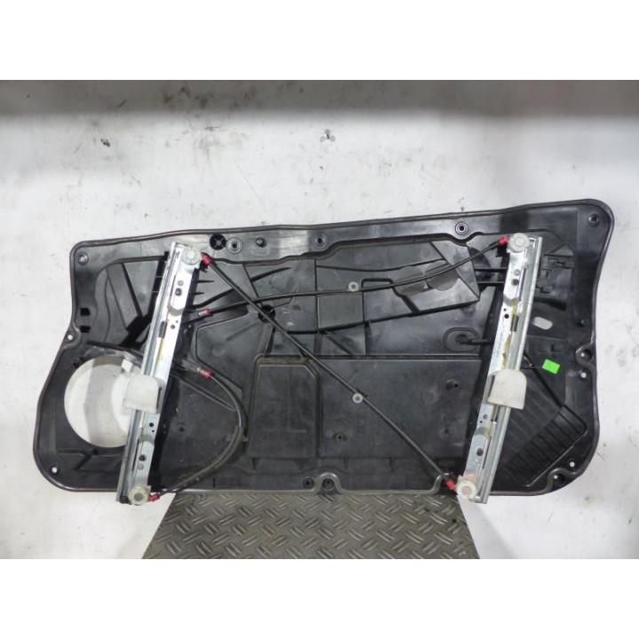 Leve vitre electrique avant gauche FORD FIESTA 6 Photo n°2