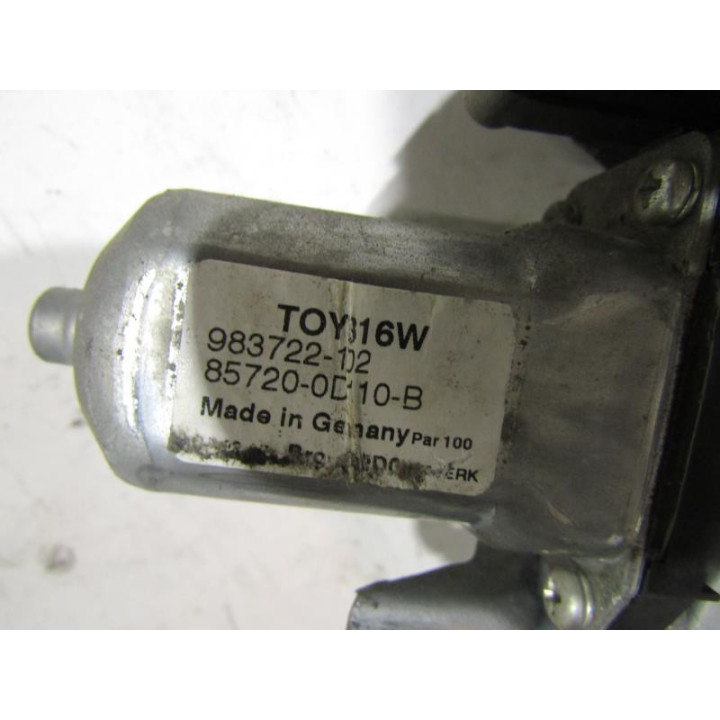Leve vitre electrique avant gauche TOYOTA YARIS 2 Photo n°4