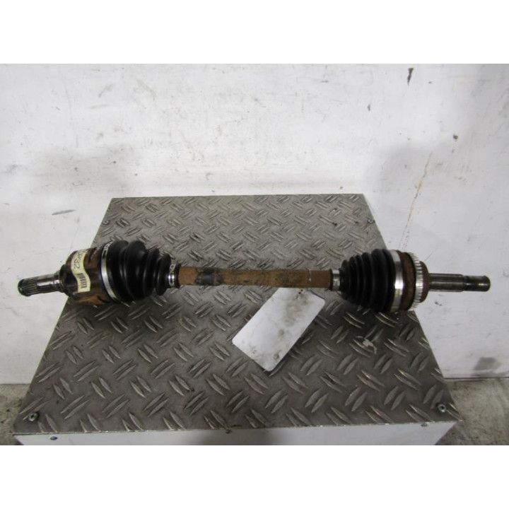 Cardan gauche (transmission) TOYOTA YARIS VERSO Photo n°1