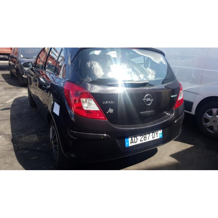 Ceinture avant gauche OPEL CORSA D Photo n°8