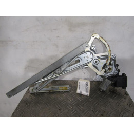 Leve vitre electrique avant gauche TOYOTA YARIS 2 Photo n°1