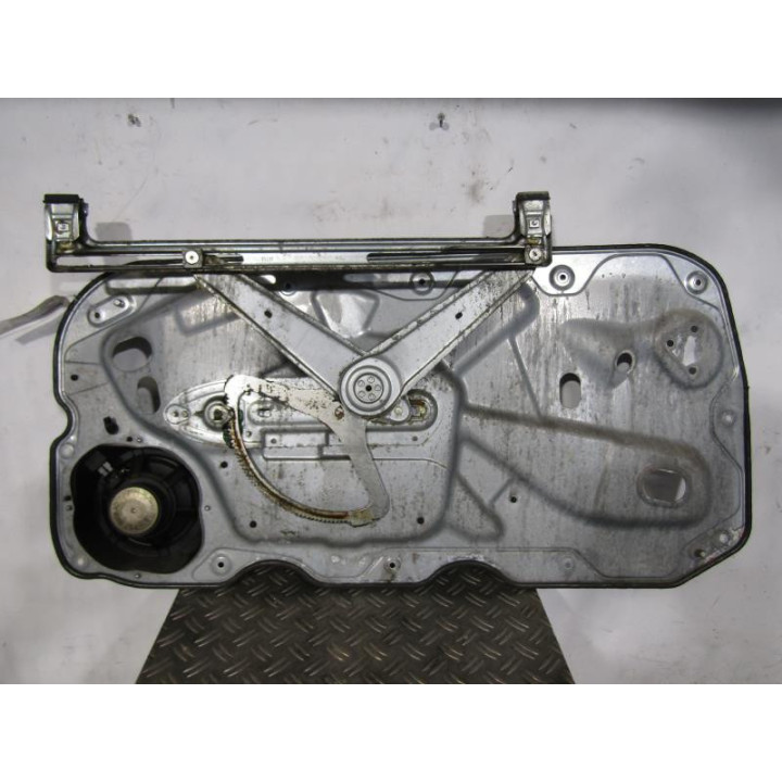 Leve vitre electrique avant gauche FORD FOCUS 2 Photo n°1