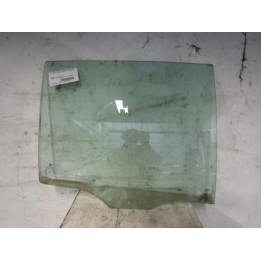 Vitre arriere droit SKODA FABIA 1 Photo n°1