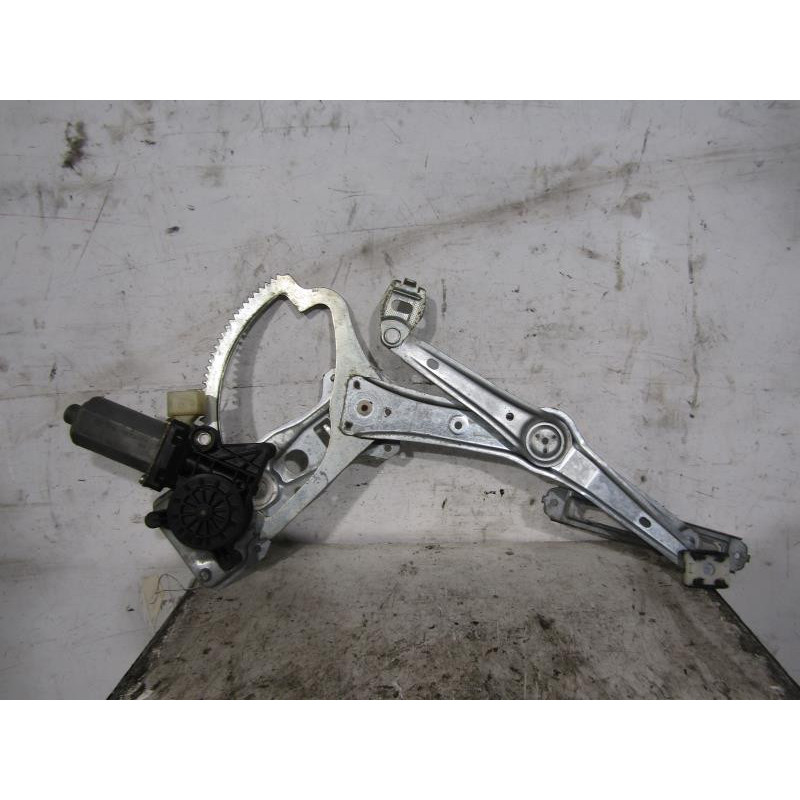 Leve vitre electrique avant droit MERCEDES CLASSE C 202 Photo n°1