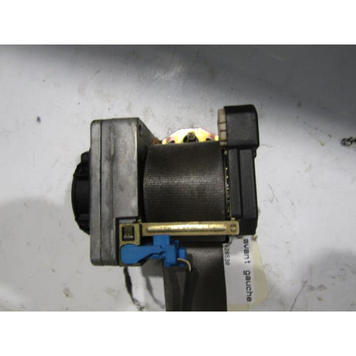 Ceinture avant gauche VOLKSWAGEN NEW BEETLE 1 Photo n°2