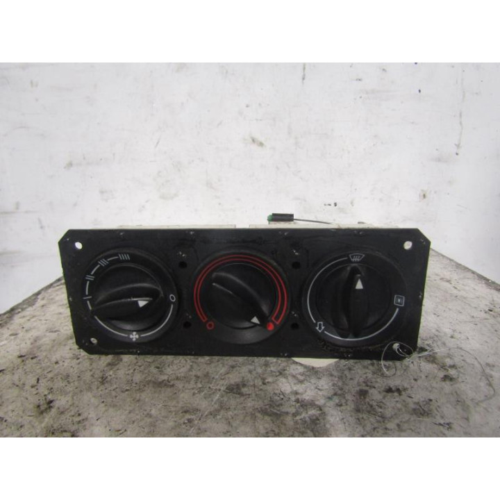 Commande chauffage AUDI A4 1 Photo n°1