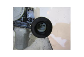 Leve vitre electrique arriere droit TOYOTA PRIUS 2 Photo n°3
