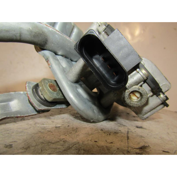 Moteur essuie glace avant AUDI A6 2 Photo n°4