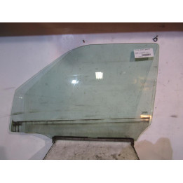 Vitre avant gauche SUZUKI SWIFT 3 Photo n°1