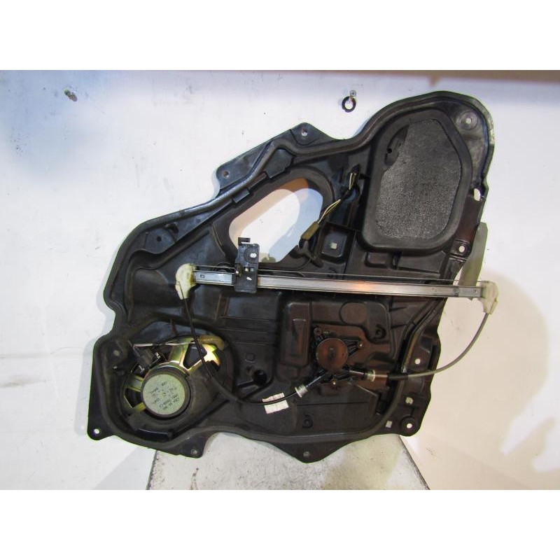 Leve vitre electrique arriere droit MAZDA 3 1 Photo n°1