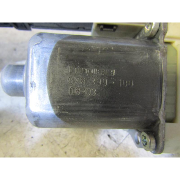 Leve vitre electrique avant gauche RENAULT LAGUNA 3 Photo n°4
