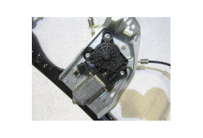 Leve vitre electrique avant droit MERCEDES CLASSE C 203 Photo n°2