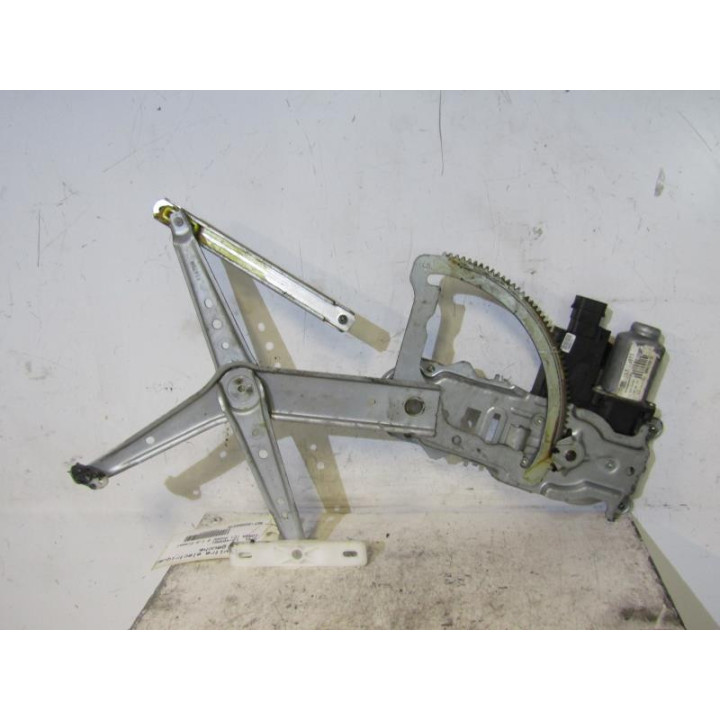 Leve vitre electrique avant gauche OPEL CORSA C Photo n°3