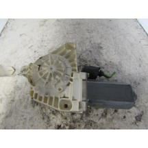 Leve vitre electrique avant gauche MERCEDES CLASSE B 245 Photo n°2