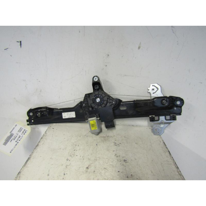 Leve vitre electrique avant gauche NISSAN QASHQAI 2 Photo n°1