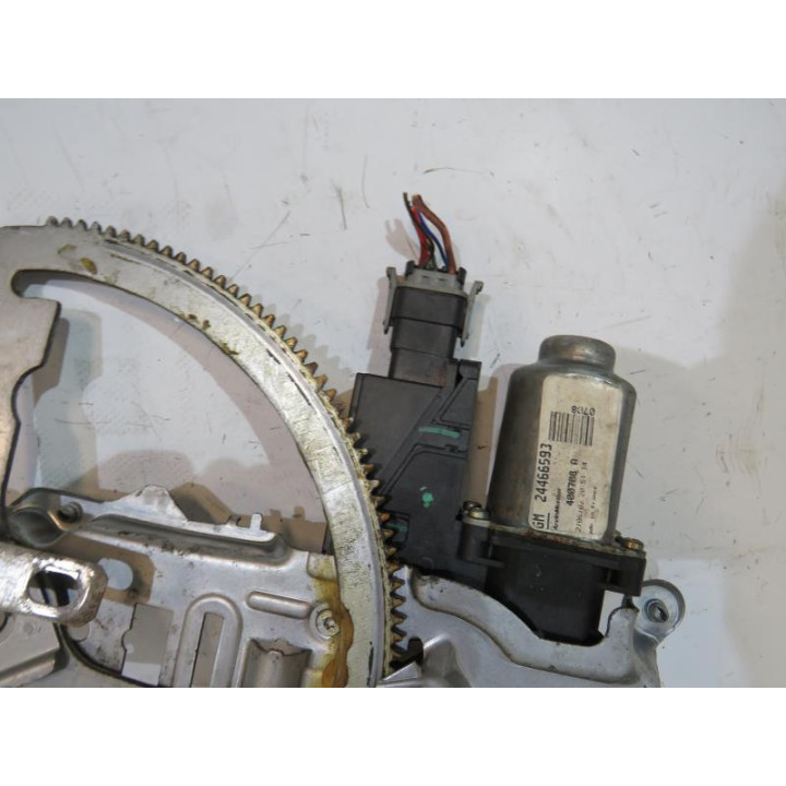 Leve vitre electrique avant gauche OPEL CORSA C Photo n°3
