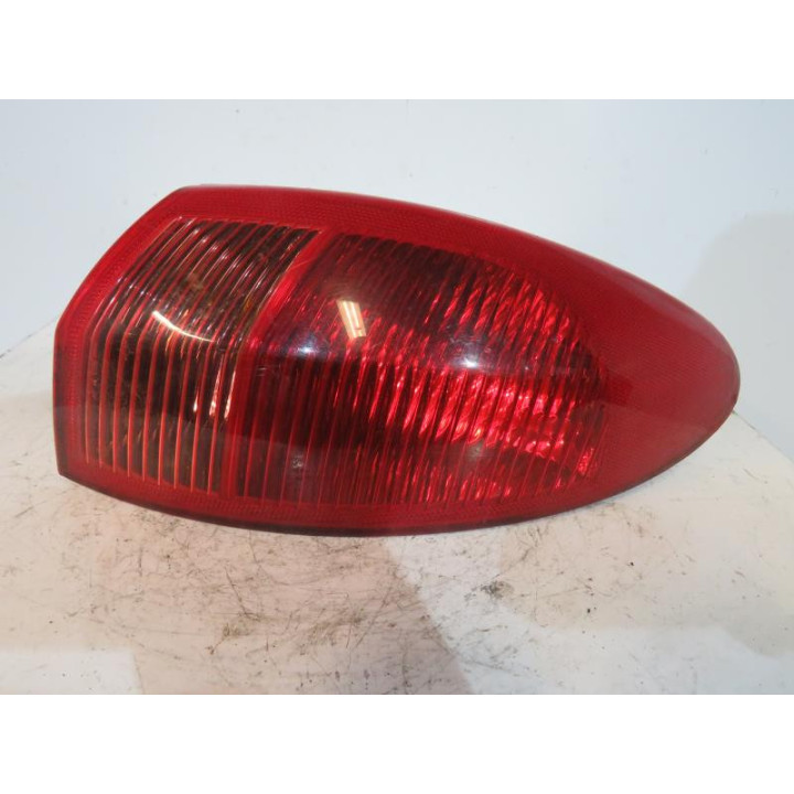 Feu arriere principal droit (feux) ALFA ROMEO 147 Photo n°2