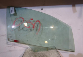 Vitre avant droit PEUGEOT 207