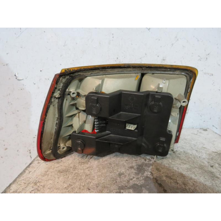 Feu arriere principal droit (feux) OPEL ASTRA F Photo n°2