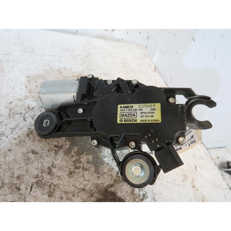 Moteur essuie glace arriere MAZDA 3 1 Photo n°1