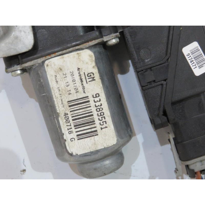 Leve vitre electrique avant gauche OPEL MERIVA A Photo n°3