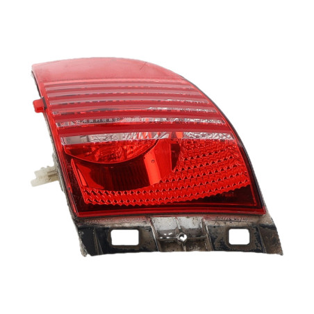 Feu de pare choc arriere droit PEUGEOT 2008 1