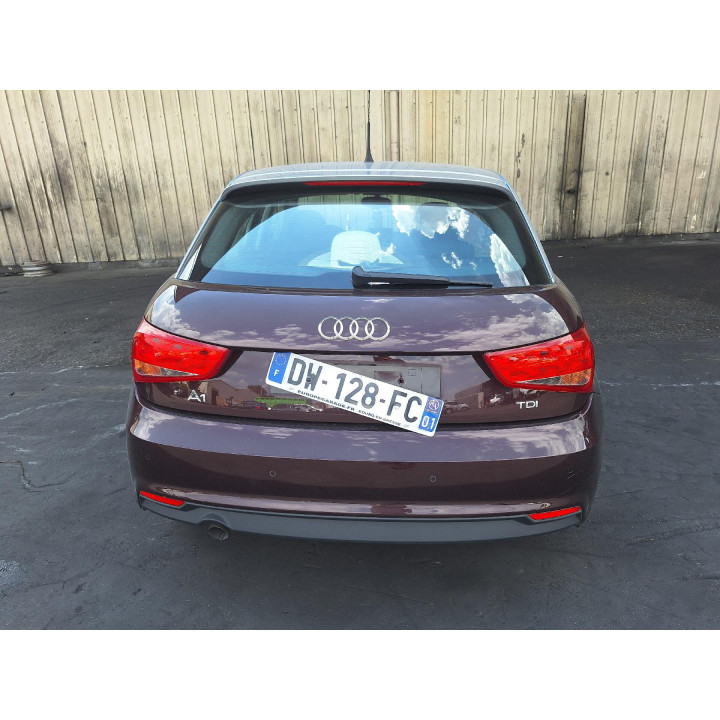 Feu arriere principal droit (feux) AUDI A1 1 Photo n°12